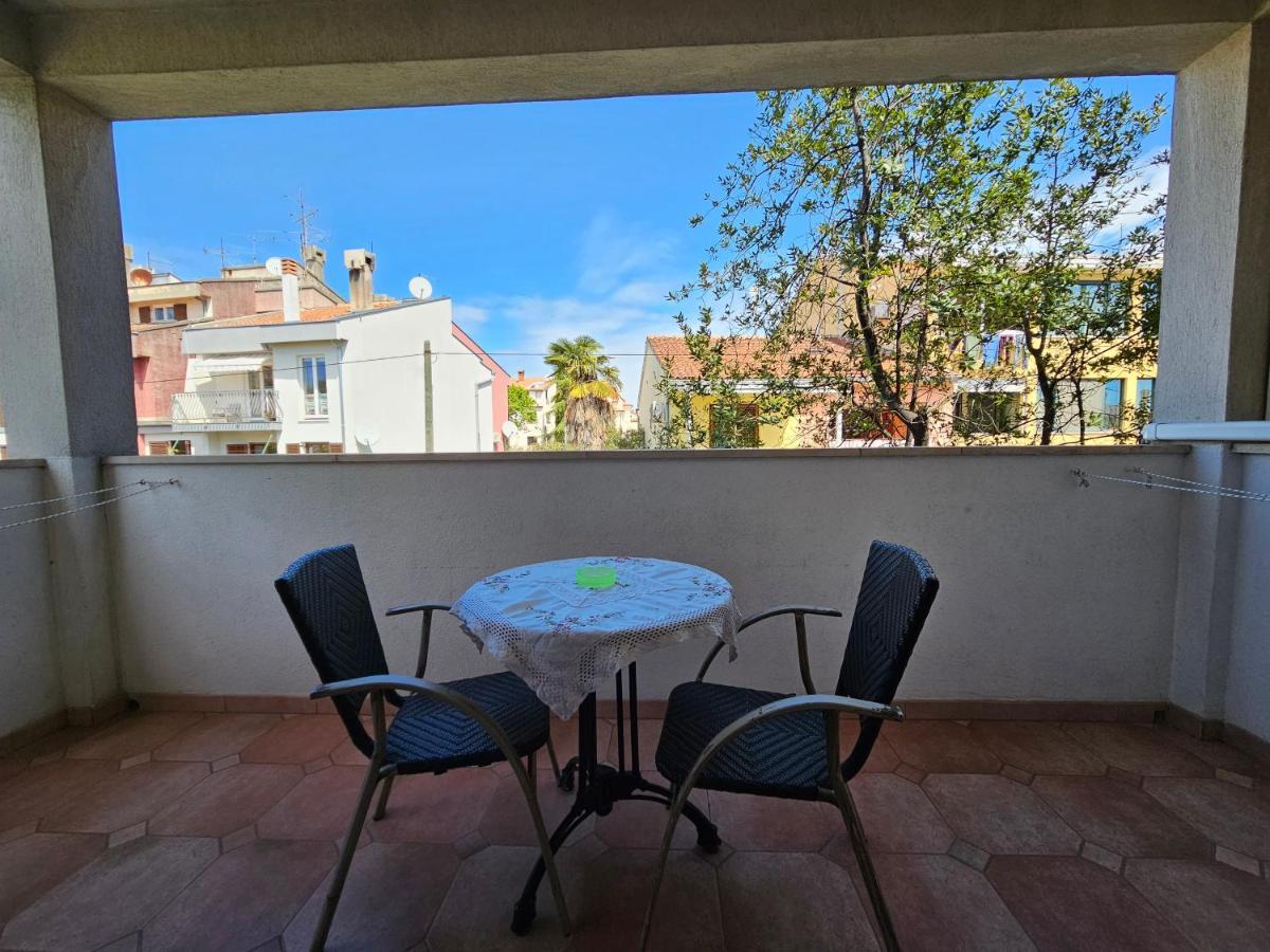 Apartments & Rooms Gaspar 罗维尼 外观 照片