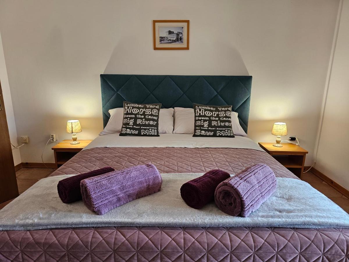 Apartments & Rooms Gaspar 罗维尼 外观 照片