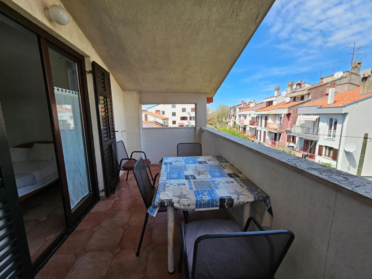 Apartments & Rooms Gaspar 罗维尼 外观 照片