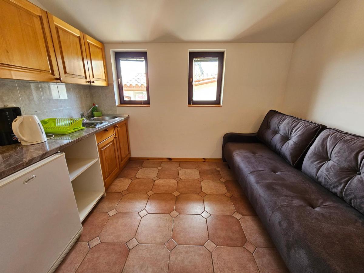 Apartments & Rooms Gaspar 罗维尼 外观 照片